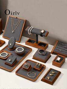 Oirlv 1 Giá đỡ trưng bày trang sức bằng gỗ màu xám, dùng để đựng nhẫn, bông tai, mặt dây chuyền, vòng tay, đồng hồ, giá đỡ trưng bày được thiết kế để trưng bày hoa tai, mặt dây chuyền, vòng tay và đồng hồ. Giá đỡ này là một sự bổ sung đa năng cho đồ trang trí của bạn. - Màu xám đen - Xem 9