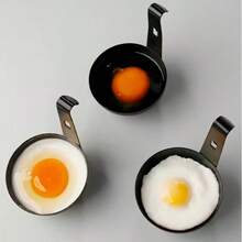 Vaporera de huevos de acero inoxidable con mango negro - Herramienta de cocción rápida y fácil para huevos cocidos blandos, accesorio de cocina compacto para uso doméstico