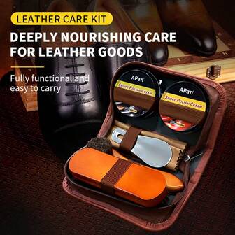 鞋类护理套装，包括一把中号马毛鞋刷、一把长柄圆刷、白色鞋油、黑色鞋油、一块抛光布、一个鞋拔和一个储物盒。