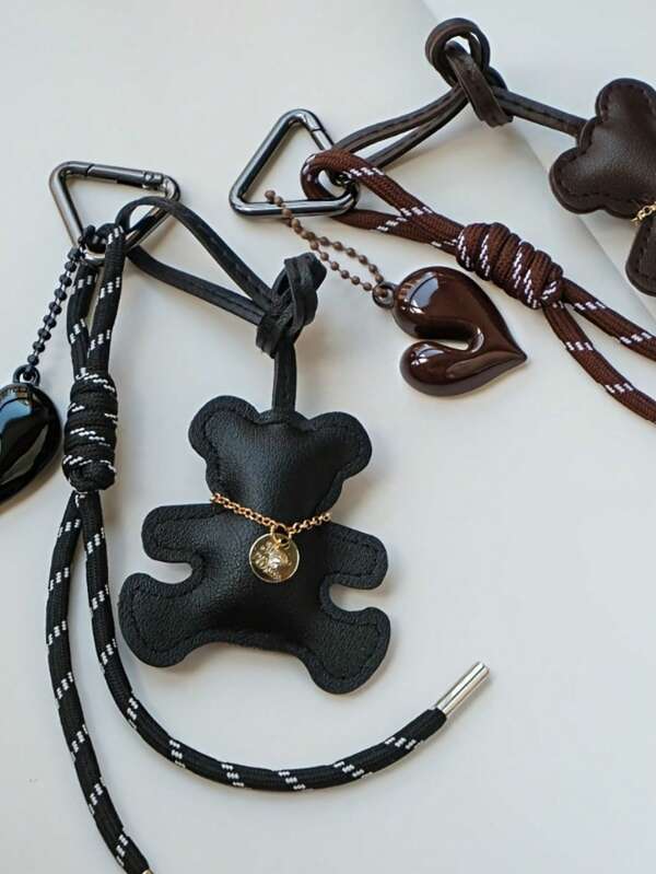 Chaveiro com pingente em formato de coração, fivela elástica triangular de urso, fofo e moderno, com decoração moderna em formato de coração e borla, design de fivela triangular de mola, pingente de bolsa moderno, chaveiro criativo, acessórios de roupas femininas, pingente decorativo para bolsa, mochila, chaveiro decorativo para chave de carro, adequado para bolsas, chaves de carro e acessórios de moda, presentes femininos requintados, presentes de aniversário, presentes de Natal, presentes de ano novo, presentes de feriado