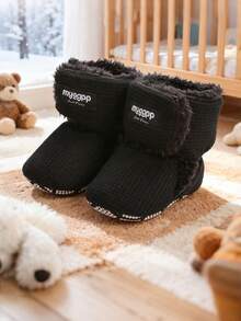 Fleece Infant Booties, Warm Cozy Infant Slippers, Stay On Sock Shoes, Easy To Put On, Unisex Infant Gifts, Soft Non-Slip Adjustable Newborn Boots For Boys And Girls