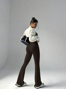 FWH 时尚休闲简约提臀蜜桃臀时尚优雅街头复古显瘦低调奢华拉长腿部线条经典简约高端显瘦高腰百搭喇叭裤新款欧式束腰健身阔腿瑜伽裤紧身裤冬季 - 棕色 - 查看 5