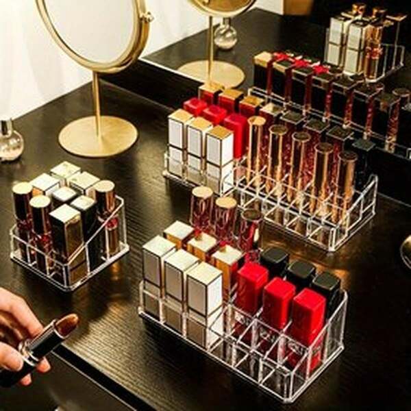 1 Stück mehrstöckige Lippenstift Aufbewahrungsbox - Transparenter Acryl Kosmetik Organizer, kann Lippenstifte, Augenbrauenstifte und Pinsel aufbewahren - ideal für Schlafzimmer Schminktisch