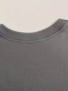 Patriotic Christian Faith T-Shirt, Stand For The Flag, Kneel For The Cross Religious Shirt, Cross Design Men's T-Shirt Showing American Pride, Conservative Christian Cotton Clothing - 灰色 - 查看 3