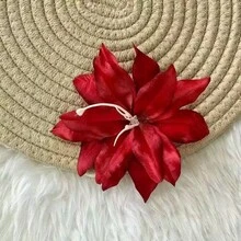 1个度假风仿真花发夹，适合旅行、拍照和各种造型，发饰