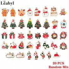 10/20 piezas Mezcla aleatoria de adornos navideños de esmalte colorido en forma de árbol, bastón, reno, caja de regalo, calcetín, Papá Noel, colgante, aptos para llavero, pulsera, collar, funda de teléfono, manualidades y decoración