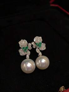 1pc French Retro Fashionable Versatile Floral Pearl Earrings, Elegant Elegant High-End Luxury Earrings Suitable For Women's Daily, Festival, Party Wear, Gift For Girlfriend, Best Friend (Shipped Without Box Or Display Clip) - Silver - View 4