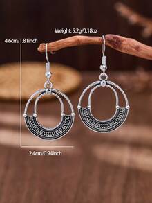 Vintage Bohemian Style Geometric Circular Hollow-Out Antiqued Silver Woven Pattern Earrings For Women. Western Women's Jewelry, Suitable For Daily Wear, Parties, Gift-Giving And Use In All Seasons.