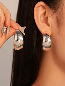 Oversized C-Shaped Hoop Earrings, Acrylic Material, Retro Elegant Style, Suitable For Women's Daily Wear