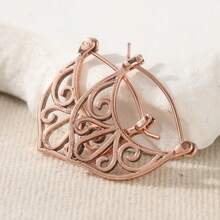 Pendientes tallados elegantes, pendientes simétricos, regalo de cumpleaños y aniversario