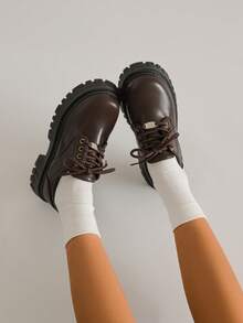 1 双纯色学院风 PU 皮革系带厚底鞋、乐福鞋、办公室穿着、四季皆宜 - 咖啡棕 - 查看 3