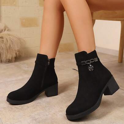New Thick Sole Black Boots, Black High Heels, Chunky Heel Ankle Boots, Versatile Chelsea Boots, Chain Decor Fashion Boots, Women Shoes For Spring & Autumn, Short Boots, Plus Size Women Short Boots For Spring & Autumn, Fashionable Versatile Side Zipper Suede Ankle Boots