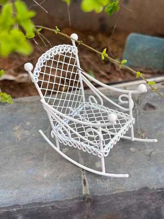 1pc Vintage Mini Metal Rocking Chair, Suitable For Patio, Living Room, Bedroom, Outdoor Furniture Decor, Home Decor, Christmas Decorations, Garden Decor Accessories