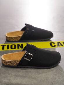 Unisex Adjustable Slip-On Slippers, Non-Slip & Durable For Indoor & Outdoor Wear - Serrated Black - View 3