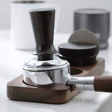 58毫米紧凑型意式浓缩咖啡压粉垫（带刷子）、木制咖啡压粉台、意式浓缩咖啡配件（咖啡师适用）、咖啡压粉器支架（适用于工作台、酒吧、餐厅、办公室） - 彩色 - 查看 8