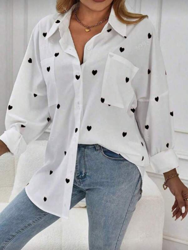 Chemise décontractée pour femmes à manches longues avec boutons devant, poche et imprimé cœur sur tout le vêtement
