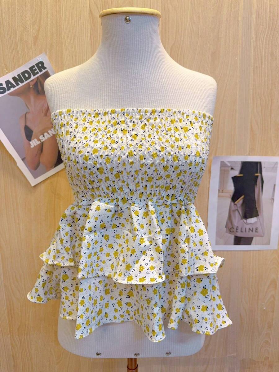 Women's Cropped Printed Blouse With Ruffle - Yellow - View 1