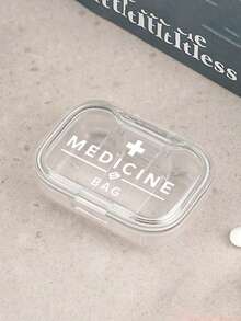 Túi đựng thuốc y tế "Medicane" in hình chữ thập và chữ cái, hộp đựng thuốc nhỏ gọn tối giản với 3 ngăn, thích hợp sử dụng tại nhà và khi đi du lịch, hộp đựng thuốc chống thấm nước và chống ẩm cho viên nén, viên nang và các vật dụng nhỏ khác. - Nhiều màu - Xem 25