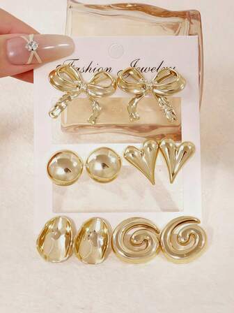 1/5 对时尚金色花朵、心形、蝴蝶结、钻石形耳环套装，适合女性日常佩戴