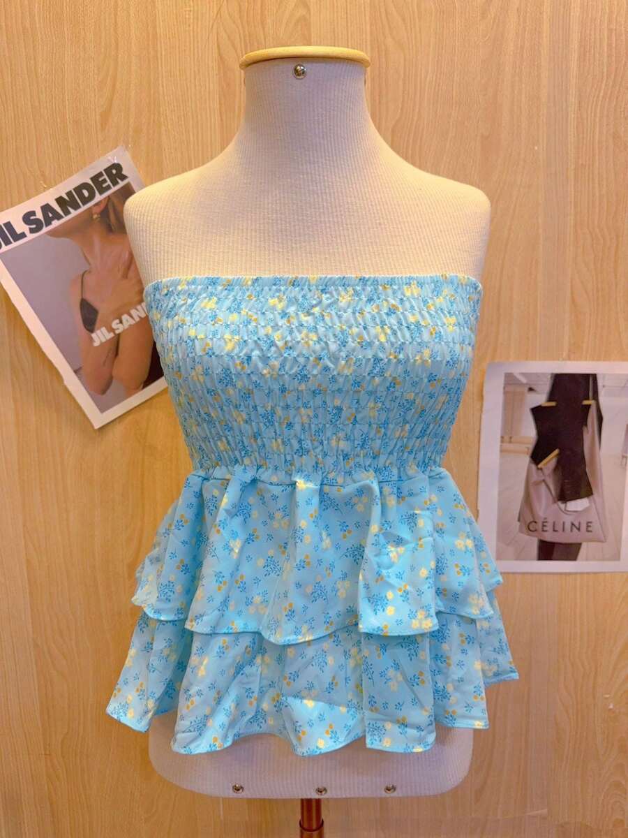 Cropped Top With Strapless Ruffled Print - أزرق فاتح اللون - مشاهدة 1