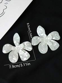 1 Pair Fashionable Exaggerated Resin Flower Earrings, Suitable For Daily, Travel, Party, And Banquet Wear, Comes With Protective Pouch - White - View 7