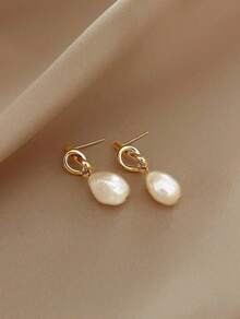 1 Pair French Baroque Irregular Pearl Pendant Stud Earrings For Women, Niche, Fashionable, Versatile, With A Sense Of Design And Knotting Details,Baroque Pearl Earrings For Women Irregular Freshwater Pearl Earrings 18K Gold Plated Elegant French Style Dangle Earrings Hypoallergenic Tarnish Resistant Waterproof Gift For Her Mother Valentine's Day Gift Anniversary Wedding Party Graduation Daily Jewelry 8cmx13cm Limited Stock