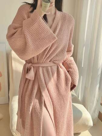 1 pezzo Accappatoio con cappuccio in pile di corallo morbido e caldo per donna, vestito da camera, lavabile in lavatrice, perfetto per l'autunno e l'inverno