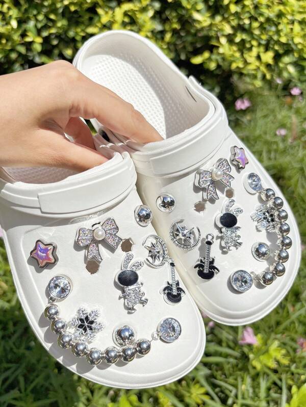 18 Stücke silberne Perlen-Ketten, Silber-Serie Schuh-Accessoires, geeignet für Schuhe mit Löchern wie Pantoffeln und Sandalen, DIY Schuh-Dekorationen