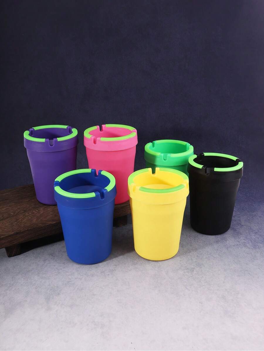 1pc Glow In The Dark Car Ashtray Cigarette Self-Extinguishing Cup Car Ash Holder Portable Truck Home Office PORTABLE ASHTRAY