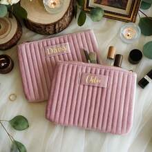 حقيبة مستحضرات التجميل المخصصة باسم، هدية لوصيفة العروس، هدية زفاف، حقيبة أدوات التجميل للسفر، كيس مستحضرات التجميل، هدية عيد ميلاد للمرأة، هدية عيد الأم - متعدد الألوان - مشاهدة 8