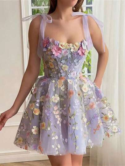 Mujer Vestido Corto Flor Tridimensional Bordado Paquete Cadera Sexy Vestido Halter