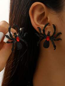 1 par de pendientes de botón con diseño de araña de estilo gótico de la serie oscura, accesorios de Halloween personalizados y exagerados, adecuados para hombres y mujeres, para uso diario, fiestas y eventos