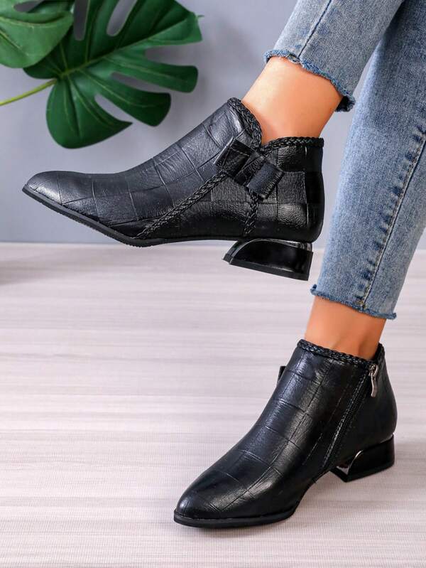 Botas cortas de suela plana, nuevo estilo de otoño, punta puntiaguda y tacón cuadrado, botas con cremallera lateral, botas Chelsea de tubo corto con lazo y talla grande para jóvenes