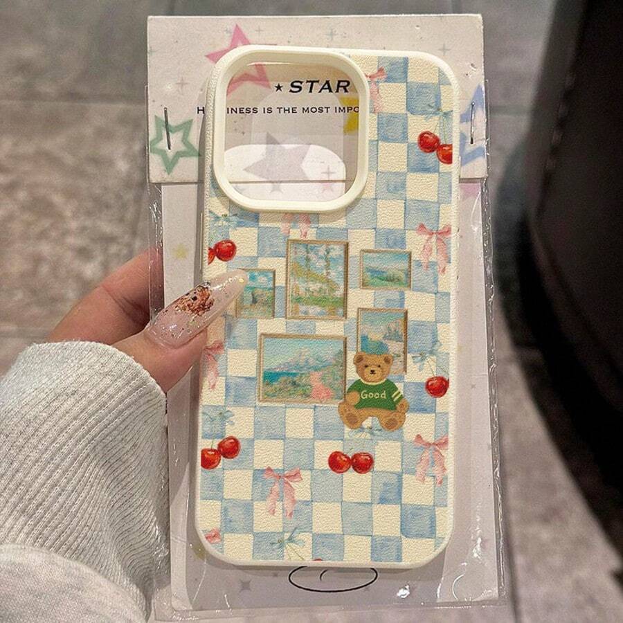 1 pieza Funda de teléfono de material TPU con diseño de oso de cereza a cuadros azul y blanco con lazo, compatible con iPhone 17 Pro Max/17/16 Pro Max/15/13/12/11, S20 FE/A15/S24/A55, Redmi Note 11/12/13 Pro, protección corporal completa a prueba de golpes y suave