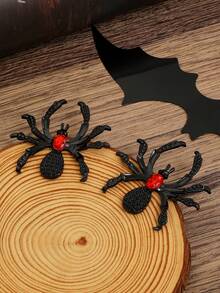 1 par de pendientes de botón con diseño de araña de estilo gótico de la serie oscura, accesorios de Halloween personalizados y exagerados, adecuados para hombres y mujeres, para uso diario, fiestas y eventos