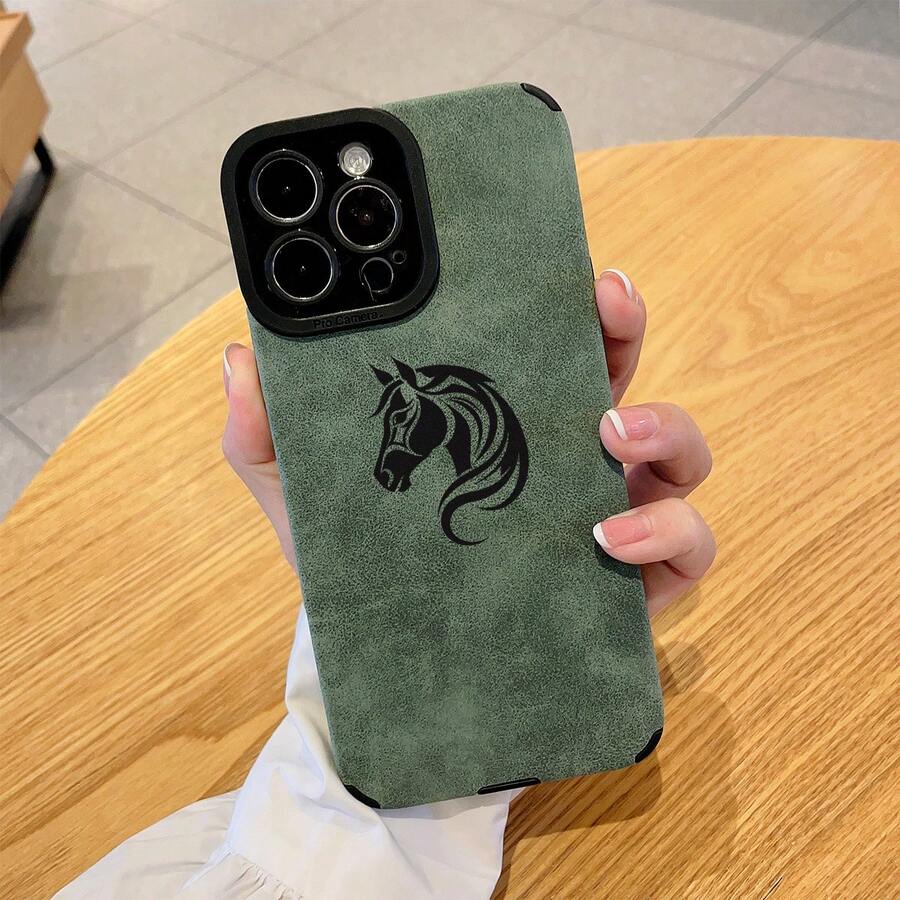 1pc Vintage Elegant Horse Head Pattern Anti-Slip Anti-Drop Brushed Phone Case, Compatible With Apple And Phones, Fit For Autumn And Winter - Green - View 1