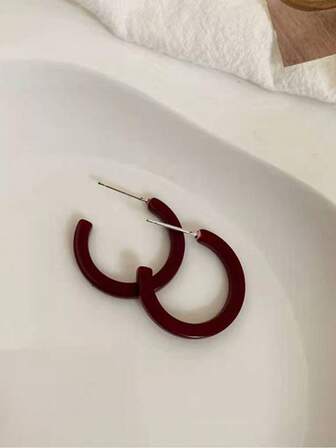 1 paire de boucles d'oreilles créoles vintage élégantes de couleur bordeaux, design minimaliste