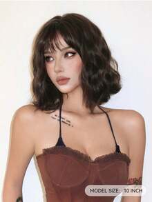 Brown Short Curly Bob Wigs With Bangs For Women 12 Inch Synthetic Curly Bob Wig For Girl Natural Looking Summer Daily Party Cosplay Use For Halloween And Christmas New Year Carnival Music Festival Cosplay ,Gifts For Girls,Summer Graduation Gifts,Ready-Made Gifts,Halloween Christmas Gifts - 棕色 - 查看 5