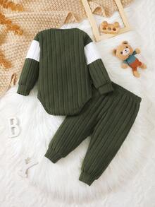 2 Stück Baby Langarm Fleece Outfit mit süßem Bären Design, super weich, dehnbar, minimalistisch & bequem, Baby Jungen Set