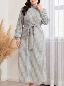 Vestido de punto acanalado de manga larga y elegante talla grande, con cuello alto, decoración de botones y cinturón de lazo para mujeres
