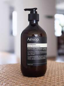 Aesop 护发素 1.7盎司/50毫升 16.9盎司/500毫升 滋养配方，富含氨基酸，柑橘、泥土、木质香调 适合女友、妻子、母亲、朋友、男友、丈夫、父亲、兄弟 生日、毕业、派对、旅行、露营、户外活动、学校、校园旅行、节日、周年纪念、办公室、冬季、圣诞节、特殊场合、聚会 - 彩色 - 查看 4