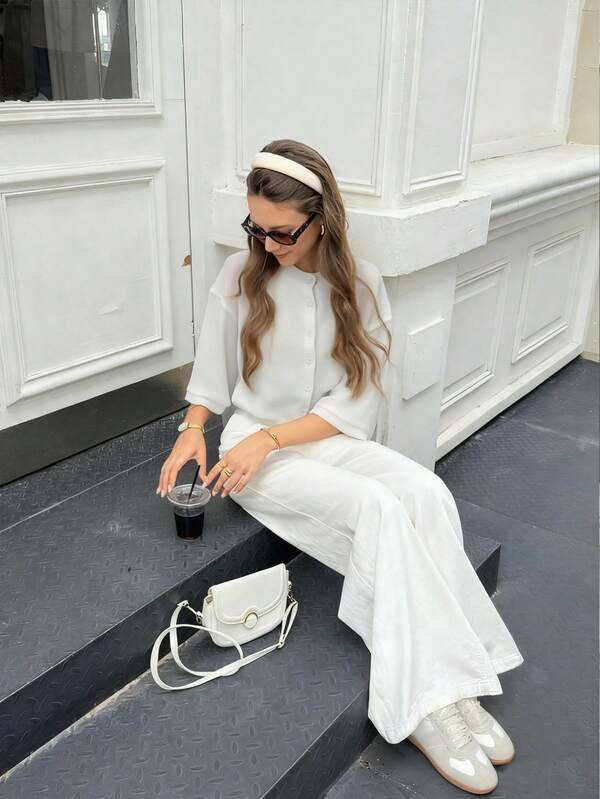 كارديجان محبوك بلون أبيض أحادي مناسب للاستخدام اليومي والسفر، مثالي للخريف والشتاء