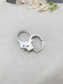 1 Set Handcuffs & Baton, Realistic Plastic Handcuffs - Costume Prop, No Battery Required, Suitable For Carnival Parties, Events And Role-Playing, Lightweight And Easy To Use, Couples Game Interactive Prop, Spouse Role-Play Prop - Multicolor - View 7