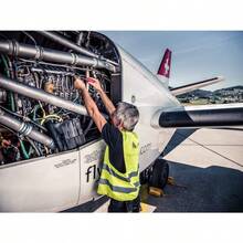 PB Swiss Tools SwissGrip Screwdriver Set With Wall Rack For Torx Screws Size T8T25