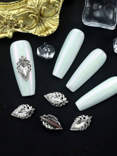 10 Pieces Of Nail Art LZ Internet Celebrity Nail Accessories With Three-Dimensional Antique Luxury Baroque Palace Style Hollow Heart DIY Nail Products