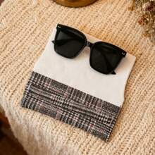 Simple Plaid Gray Eyeglass Case, With Elegant Gray As The Main Color Tone, Incorporating Exquisite Plaid Elements, Soft Material Gently Protects Glasses, Flip-Top Design For Easy Access, A Practical And Subtly Fashionable Eyewear Storage Essential