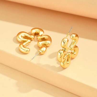 1 Pair Cute Hollow Asymmetrical Hoop Earrings For Women, Plastic Material, Elegant Floral Design Earrings, Fashionable Accessories, Ideal Gift