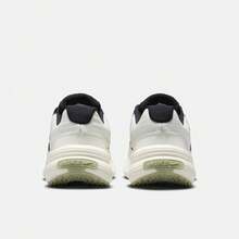 女款 Nike Uplift SC 低帮休闲运动鞋 IB2766-100 - 白色 - 查看 4