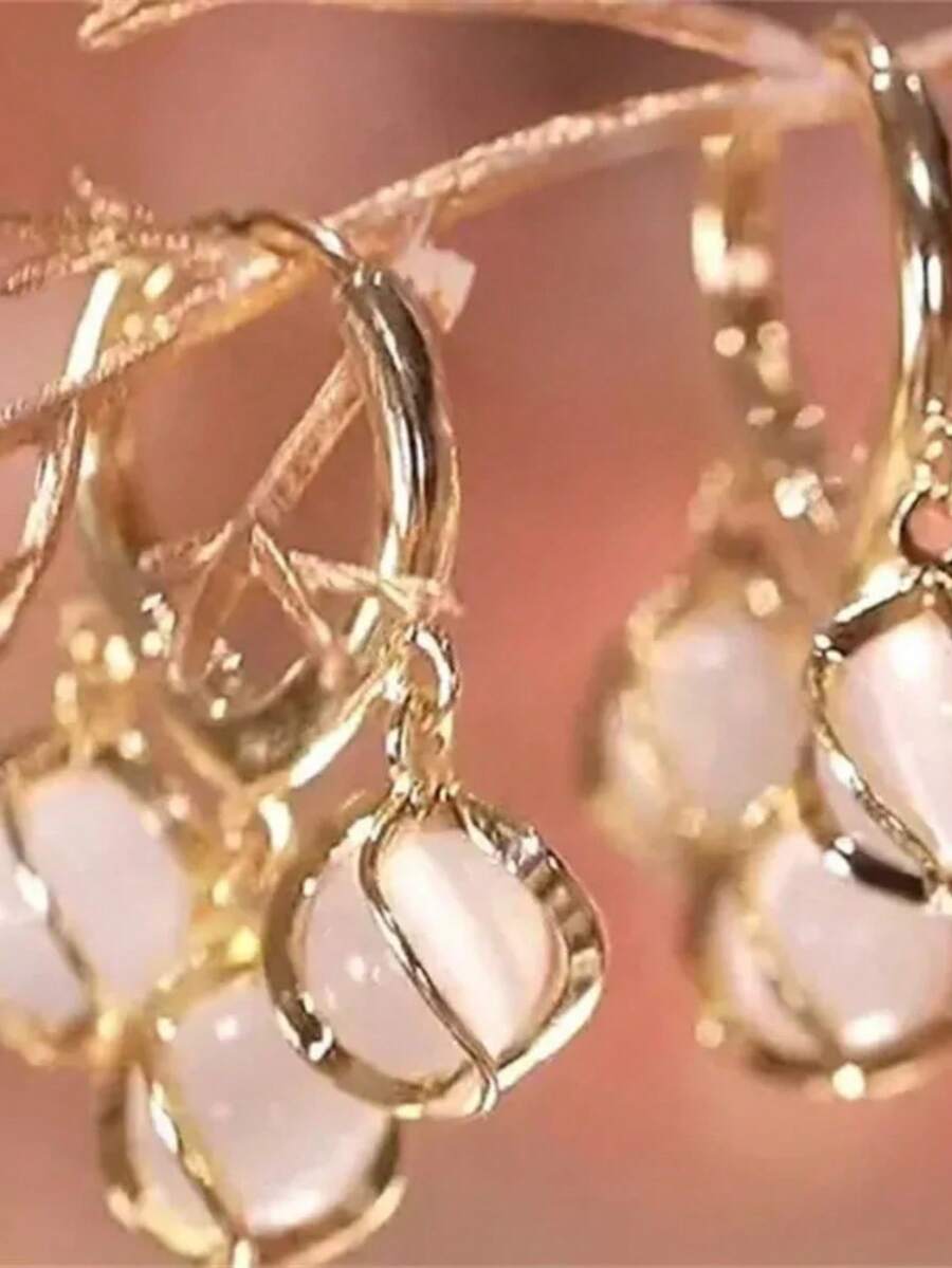 1 Pair Elegant Copper Tone Earrings With Faux Pearl Beads And Shimmering White Gems, Perfect Gift For Birthday, Christmas, Anniversary