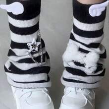 1pc Original Subculture Blue White Striped Flared Leg Warmers Mori Kei Bone Pattern Harajuku Slouchy Leg Sleeves + 10 Hot Search Words + 5 Core Keywords + Suitable For Daily Wear, Valentine's Day Gift, Holiday Gift, School Use, Ideal Gift For Lover, Friend & Classmate, Fashionable Elegant Cute Unique Niche - 白藍條紋翅膀骨頭 - 查看 2